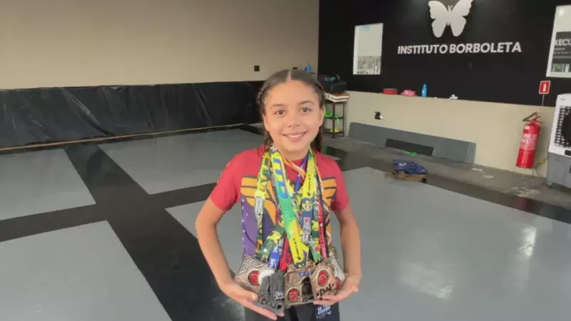 Aos 10 anos, menina troca balé por jiu-jítsu e se torna campeã paulista