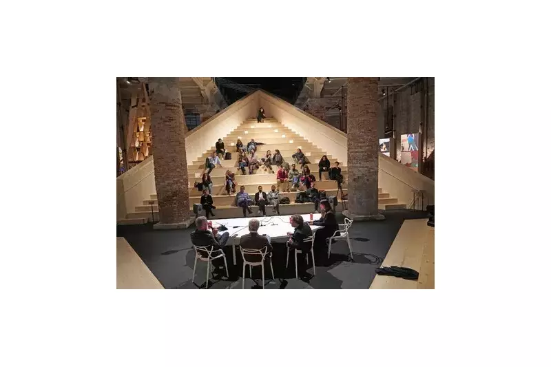 Bienal de Arquitetura de Veneza 2025 bate recorde com 298 mil visitas