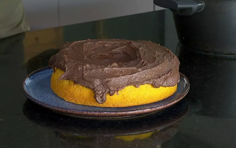 Bolo de cenoura sem glúten e lactose por R$ 16,22 no Barato da Cozinha