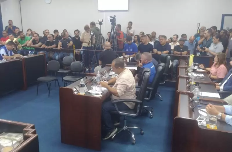 Cabo Frio Debate Regulamentação de Ferros-velhos: Solução para Segurança e Ordem Urbana?