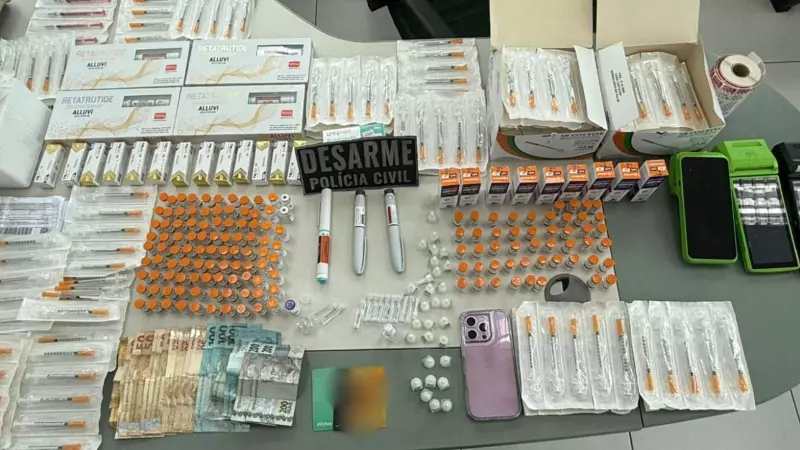 CAC preso em Fortaleza com 300 seringas e remédios emagrecedores