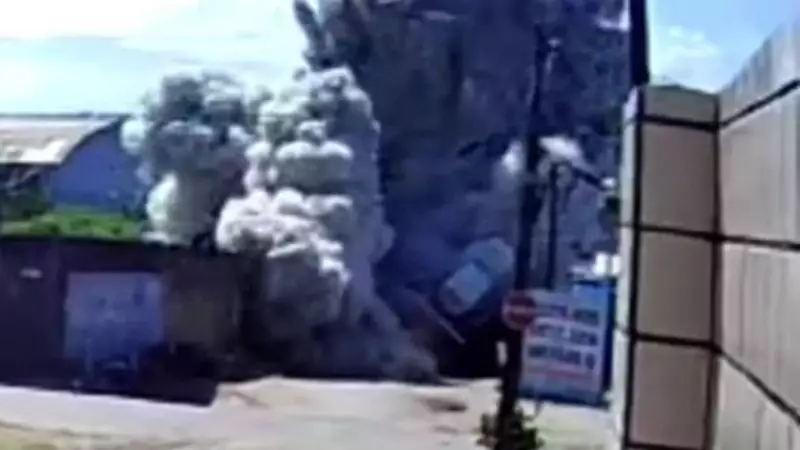 Caminhão cebolão explode em Fortaleza com violência; homem escova a morte