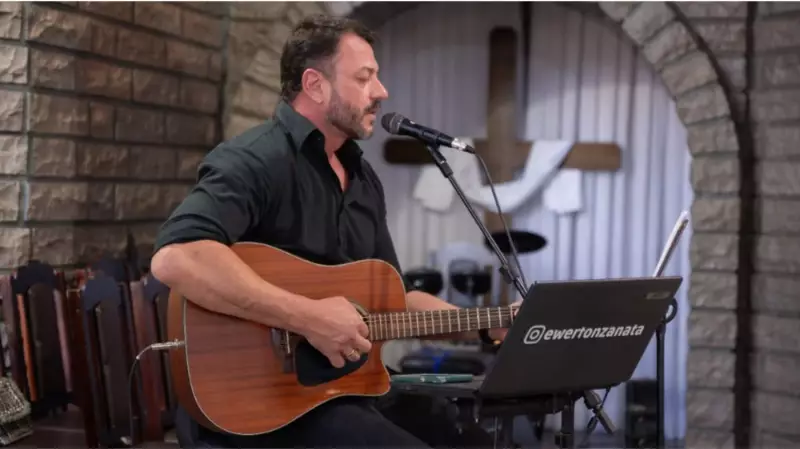 Cantor Ewerton Zanata, 50 anos, morre em briga de trânsito no Paraná