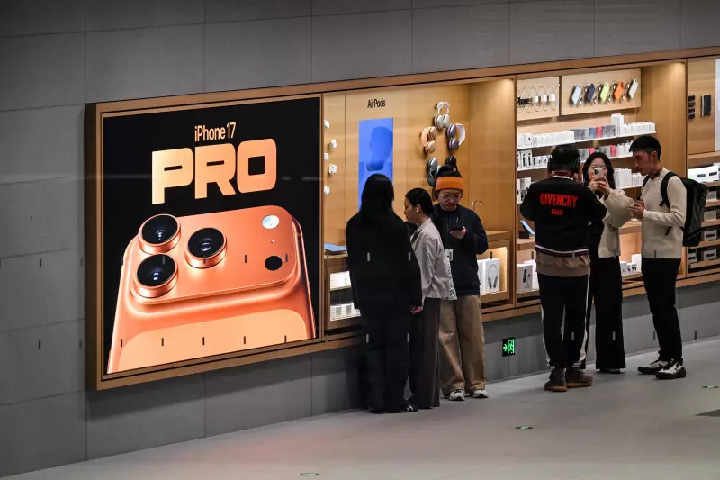 China proíbe apps de namoro LGBTQIA+ e Apple remove Blued e Finka