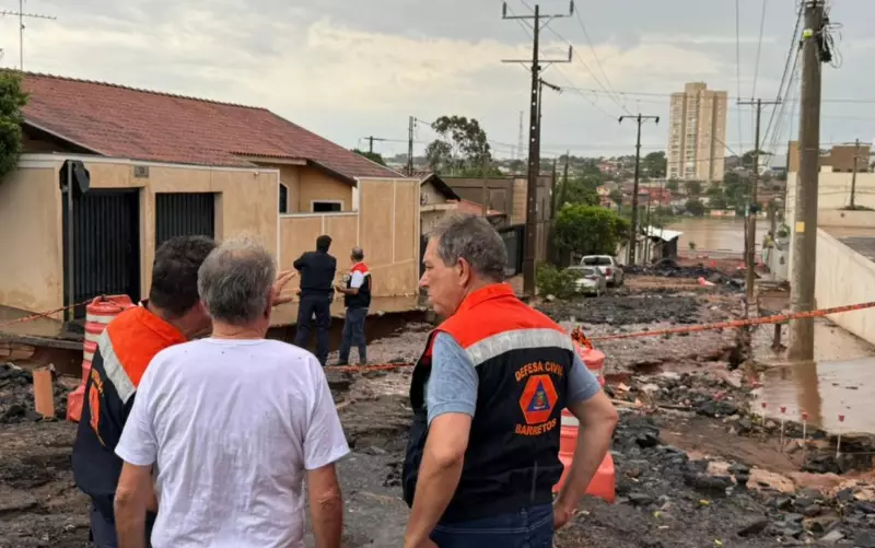 Chuva Devasta Rua em Barretos: Secretário de Obras Admite Falta de Tempo Para Concluir Serviço