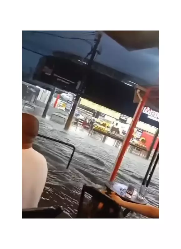 Chuva forte no Rio causa alagamentos em 3 regiões da cidade