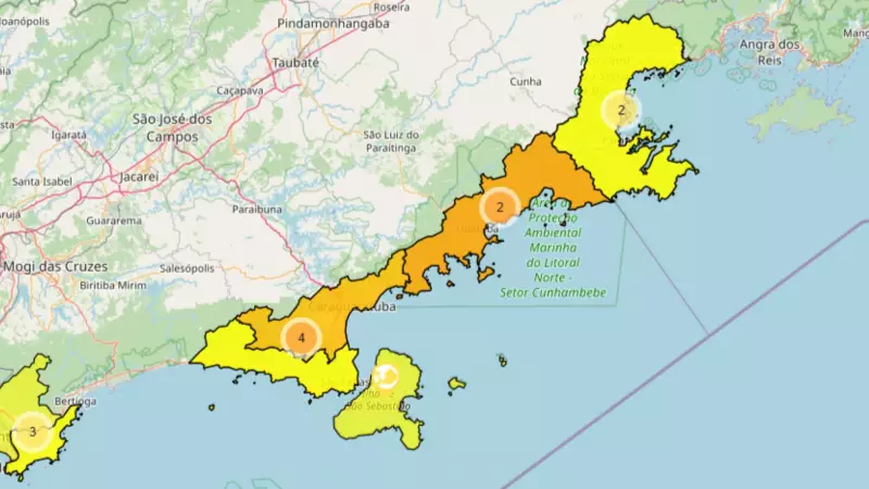 Chuva intensa causa prejuízos e alerta extremo no Litoral Norte de SP