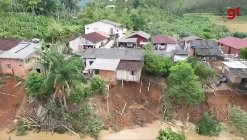 Chuvas intensas em SC: 32 cidades com danos e 117 desabrigados em Luiz Alves