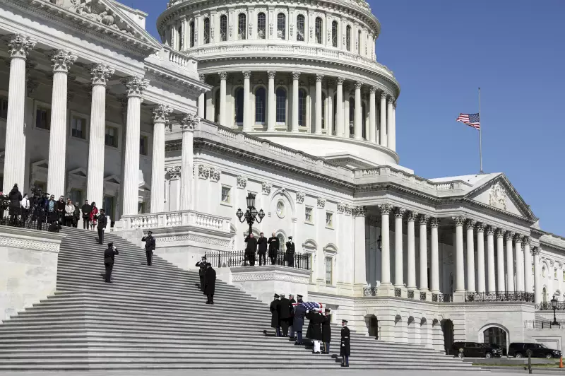 Câmara dos EUA aprova por 427 votos a 1 divulgação de arquivos de Epstein