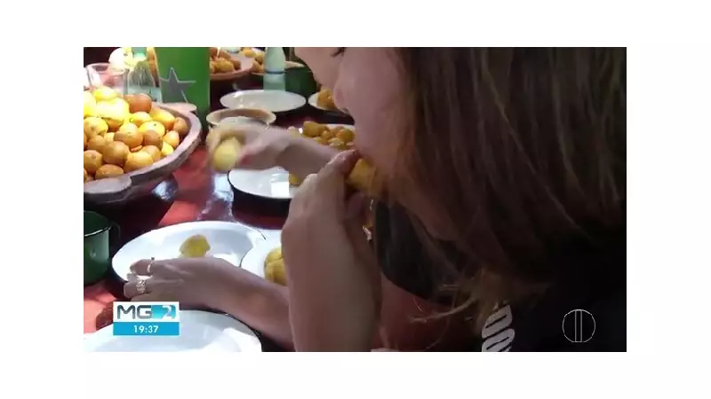 Concurso de maior roedor de pequi: Jaqueline vence com 54 frutos em 10 minutos