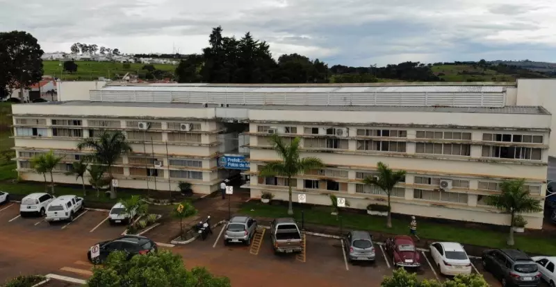 Concurso Público em Patos de Minas: 165 vagas na Educação com salários de R$ 5,4 mil