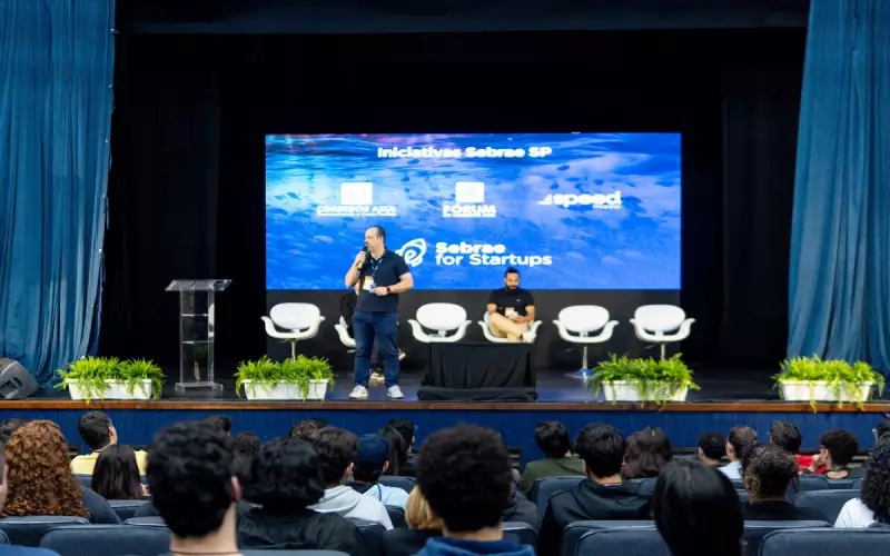 Construinova Litoral: 42 jovens cocriam soluções em hackathon para construção civil