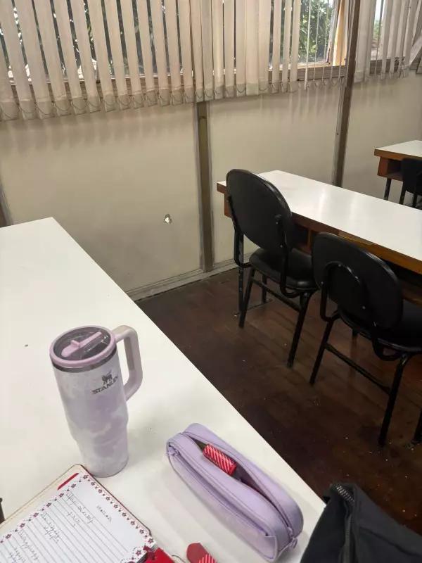 Criança de 10 anos baleada e UFRJ atingida durante operação policial na Maré