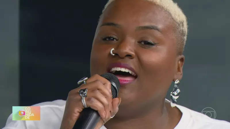 Da Igreja aos Palcos: Como Tainá Gonçalves Transformou a Fé em Alavanca para a Carreira Musical