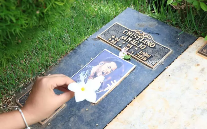 Dez anos sem Cristiano Araújo: Fãs percorrem mais de 30 horas para homenagear ídolo em Goiânia