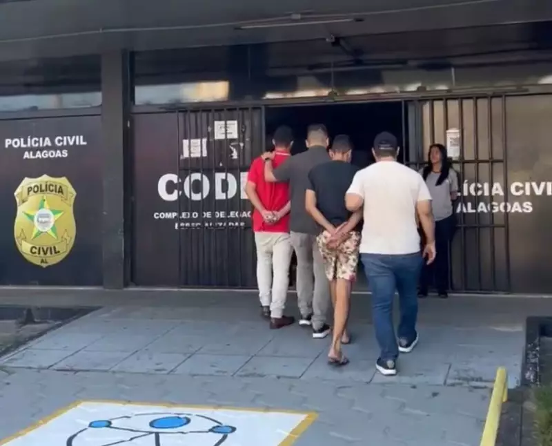 Dois presos por furto e receptação de celulares em Maceió