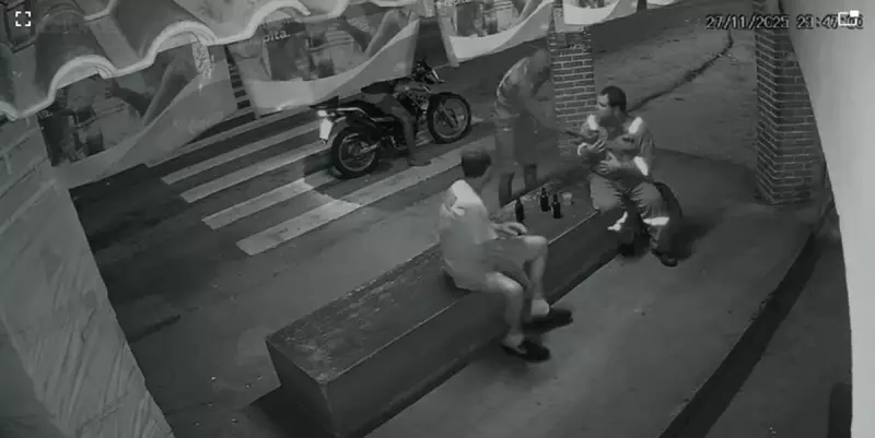 Duas motos e celulares roubados em sequência em São João da Barra