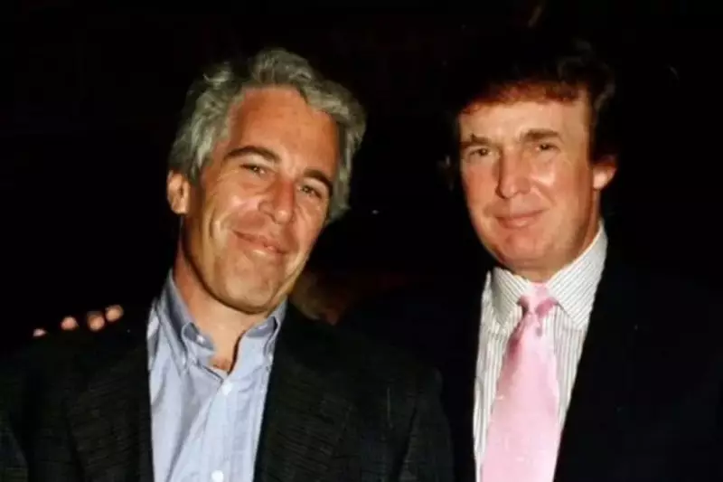 E-mails de Epstein revelam alegações sobre Trump e meninas