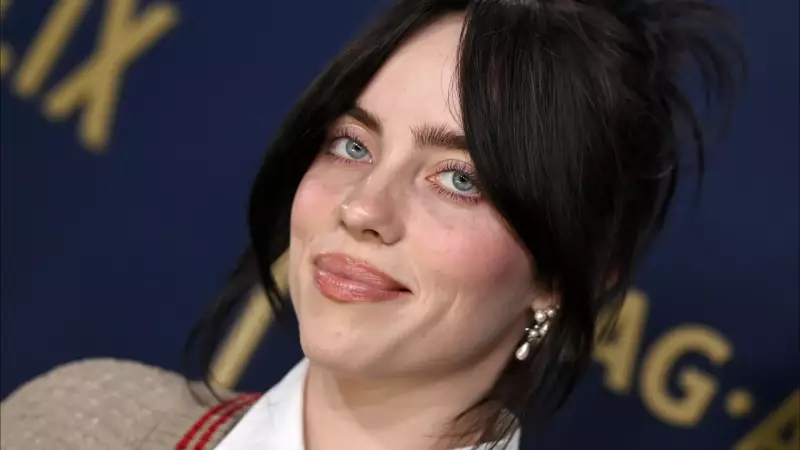 Elon Musk e Billie Eilish em confronto nas redes sobre fortuna bilionária