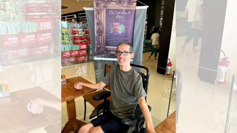 Escritor com deficiência supera barreiras e lança livros no interior de SP: 'Somos capazes'