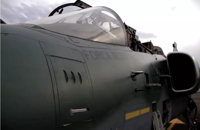 Ex-comandante da FAB condenado por usar militares em serviços pessoais