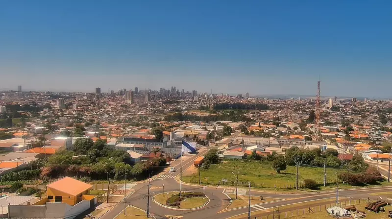 Feriadão no Paraná: Sol de 30°C dá lugar a chuva no domingo