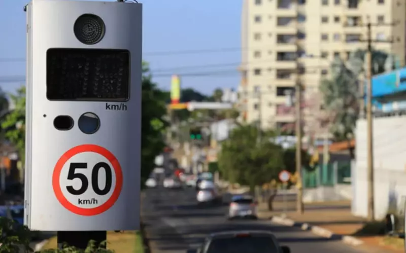 Fiscalização de trânsito em Goiânia é suspensa por falta de pagamento