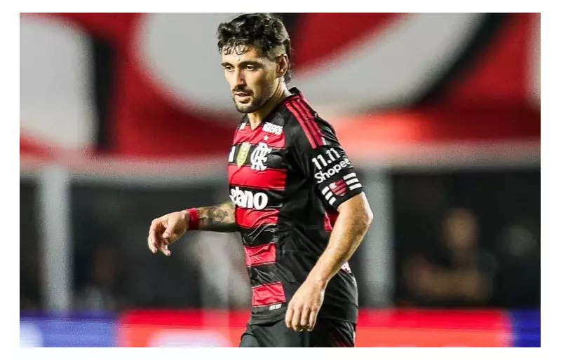 Flamengo e São Paulo Empatam em Jogo Eletrizante na Vila Belmiro: Veja os Melhores Momentos!