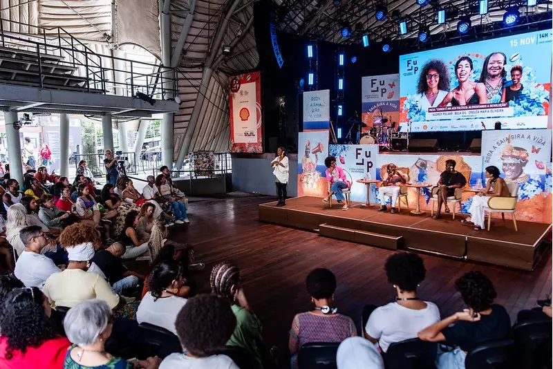 FLUP 2024 homenageia Conceição Evaristo no Viaduto de Madureira