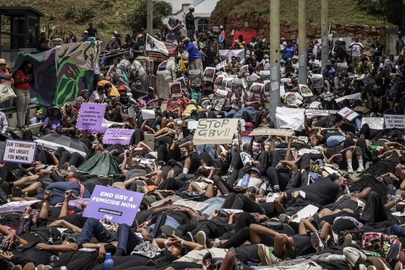 África do Sul declara violência de gênero como desastre nacional
