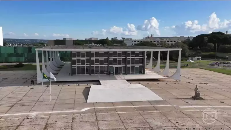 Governo do DF pede a Moraes laudo médico de Bolsonaro: entenda o caso