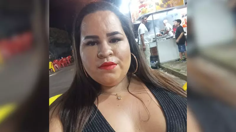 Guerra de gangues: jovem executada com 7 tiros na frente dos filhos