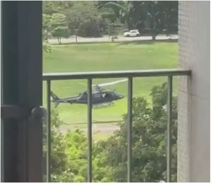 Helicóptero da PM faz pouso emergencial na UFRJ após tiro em sala