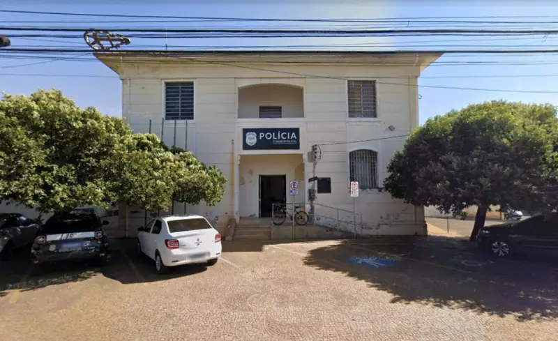 Homem esfaqueia padrasto em discussão familiar em Penápolis