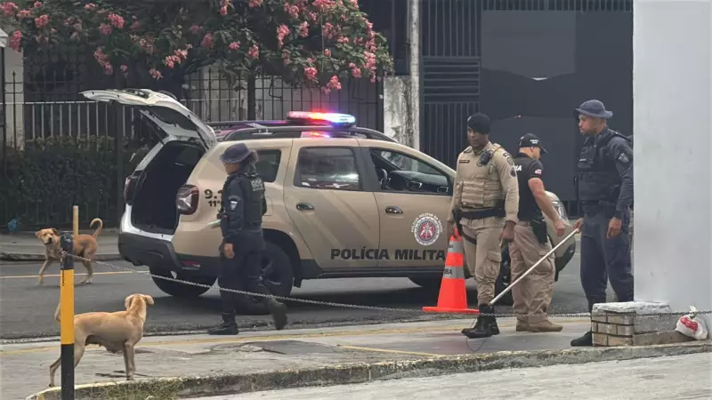 Homem preso em Salvador por usar cães para atacar moradores na Graça