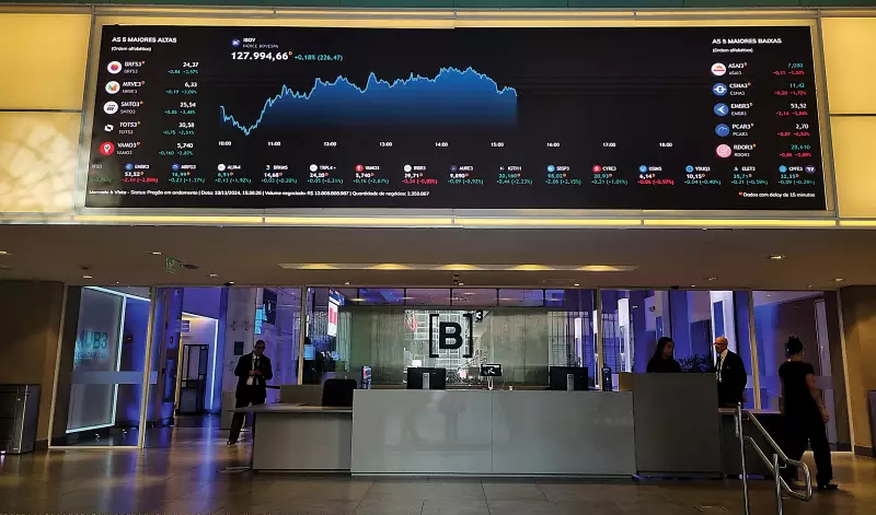 Ibovespa bate recorde histórico de 159 mil pontos com impulso do BC e Petrobras