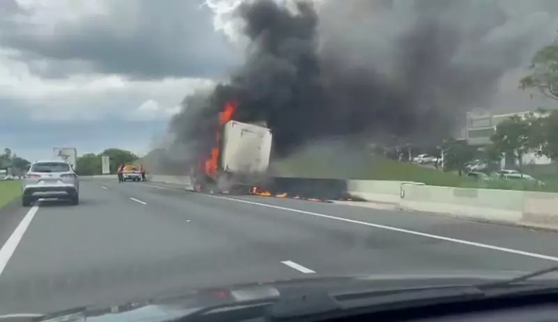 Incêndio em caminhão interdita Anel Viário de Valinhos e causa caos no trânsito