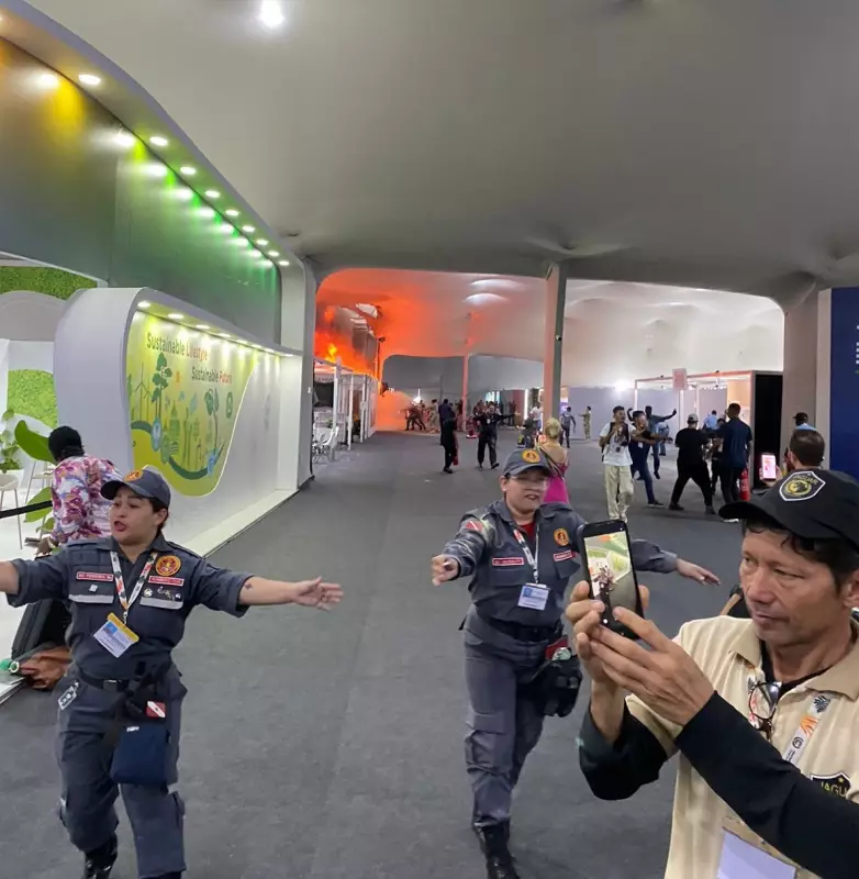 Incêndio na Blue Zone da COP 30 em Belém provoca evacuação