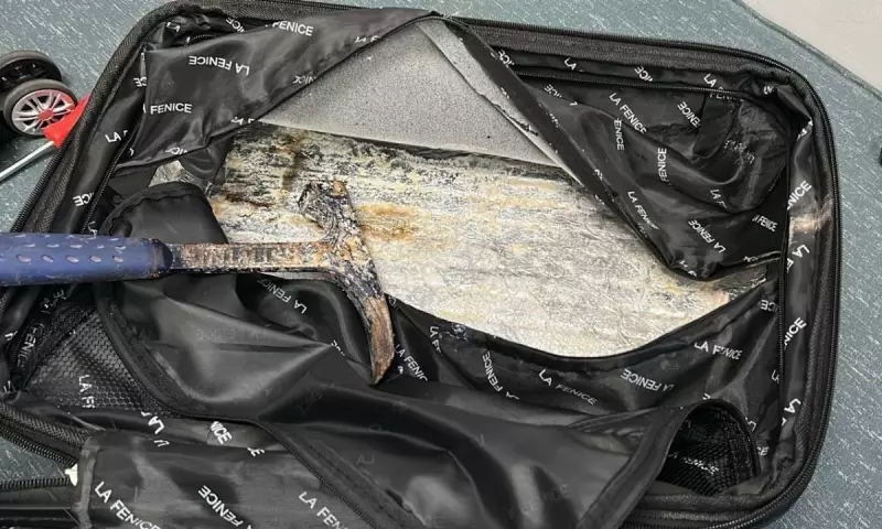 Jovem é presa em Salvador por tráfico de drogas após operação policial