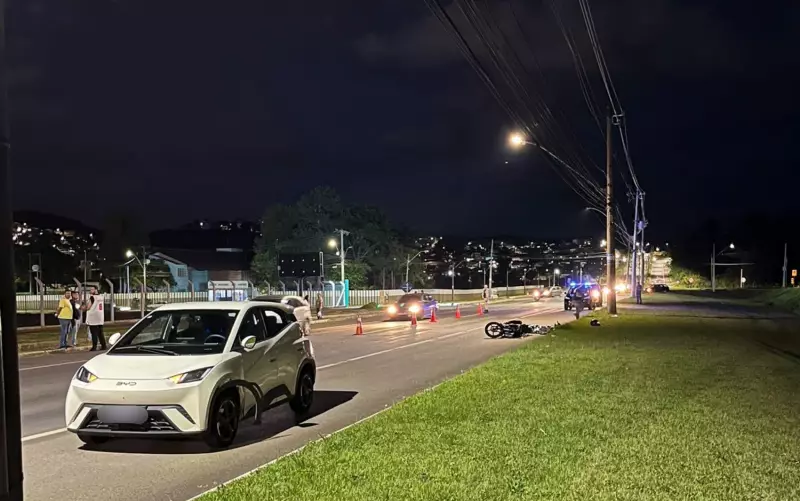 Jovem de 22 anos morre em acidente entre carro e moto em Poços de Caldas
