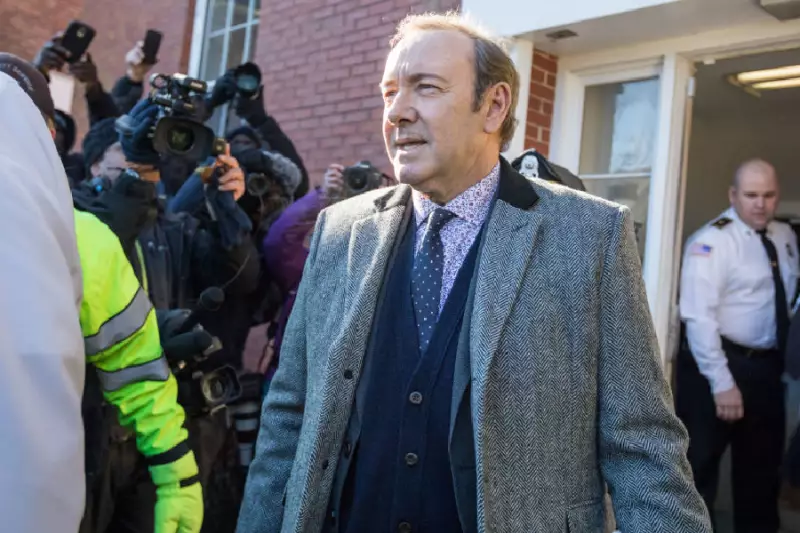 Kevin Spacey sem moradia após escândalo: custos astronômicos em 7 anos