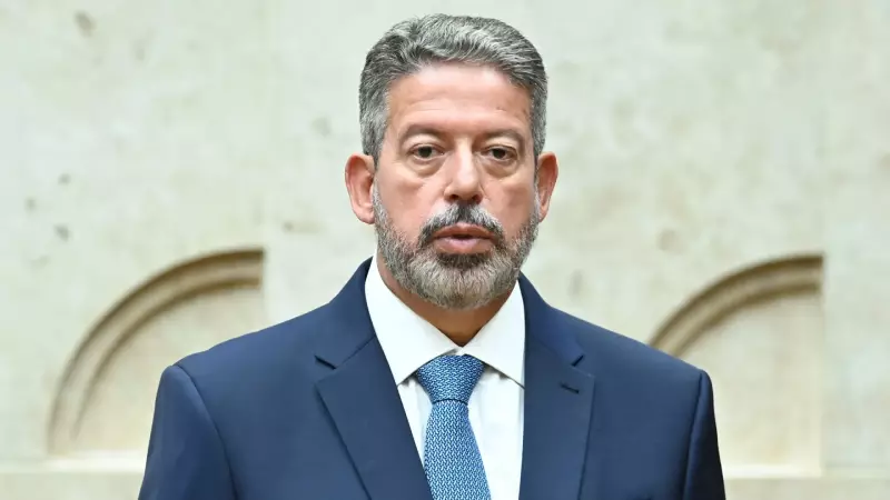 Lira se fortalece como interlocutor de Lula no Congresso em meio a tensões