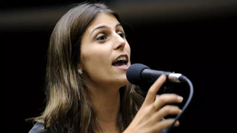 Manuela D'Ávila se filia ao PSOL e confirma candidatura ao Senado pelo RS