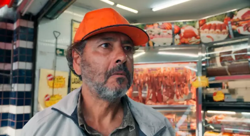 Marcos Palmeira Revela Dores da Ausência Paterna e Reflexões sobre Machismo em 'Três Graças'