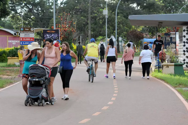 Maria e José ainda reinam no DF, mas IBGE revela: novos nomes estão mudando o jogo!
