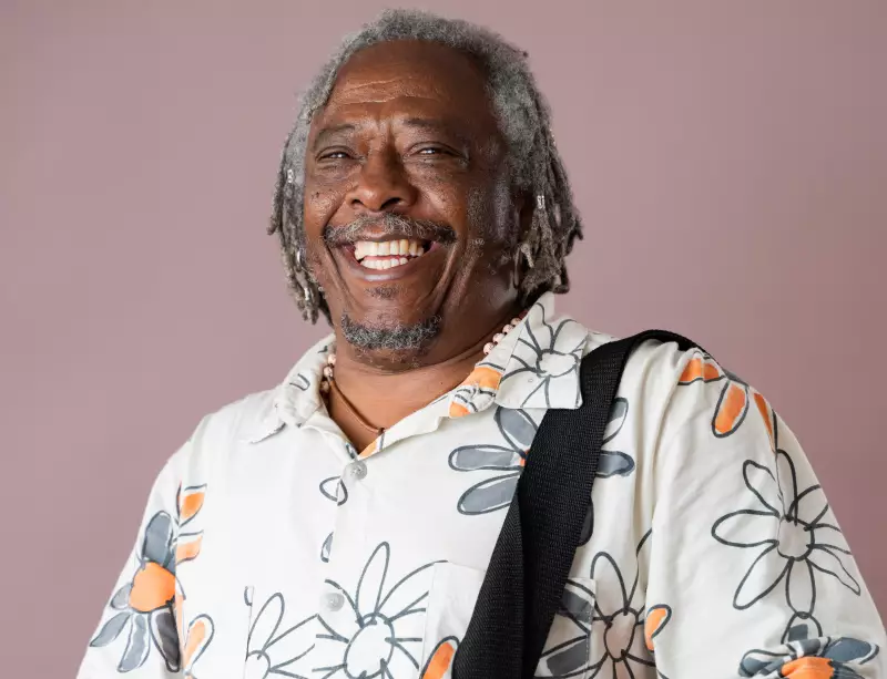 Maurício Tizumba leva 'Caixeiros do Rosário' a Uberlândia