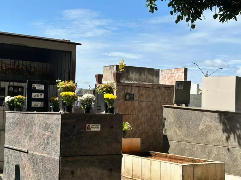 Memória Viva: Famílias Mantêm Viva a Tradição de Homenagens no Dia de Finados em Rio Branco