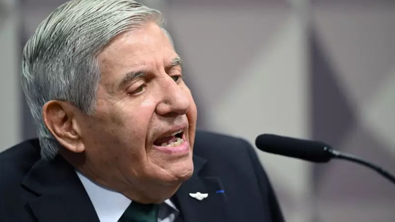 Moraes dá 5 dias para defesa de Heleno comprovar Alzheimer