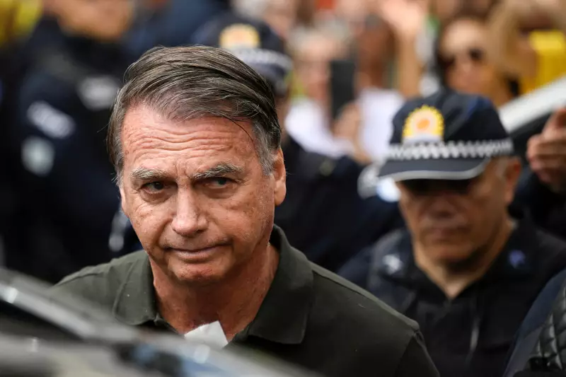 Moraes decreta início da pena de 27 anos de Bolsonaro na PF de Brasília