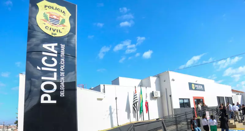 Mulher morta a facadas em Itararé na frente do filho; ex-namorado preso